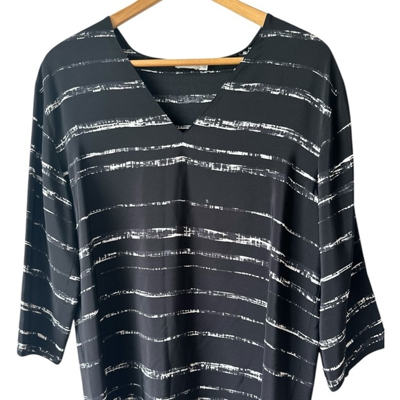 Vince Shadow Stripe V-Neck 100% Silk Tunic Dress - Picture 5 of 16